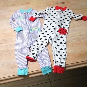 3T 1 piece play clothes / jammies